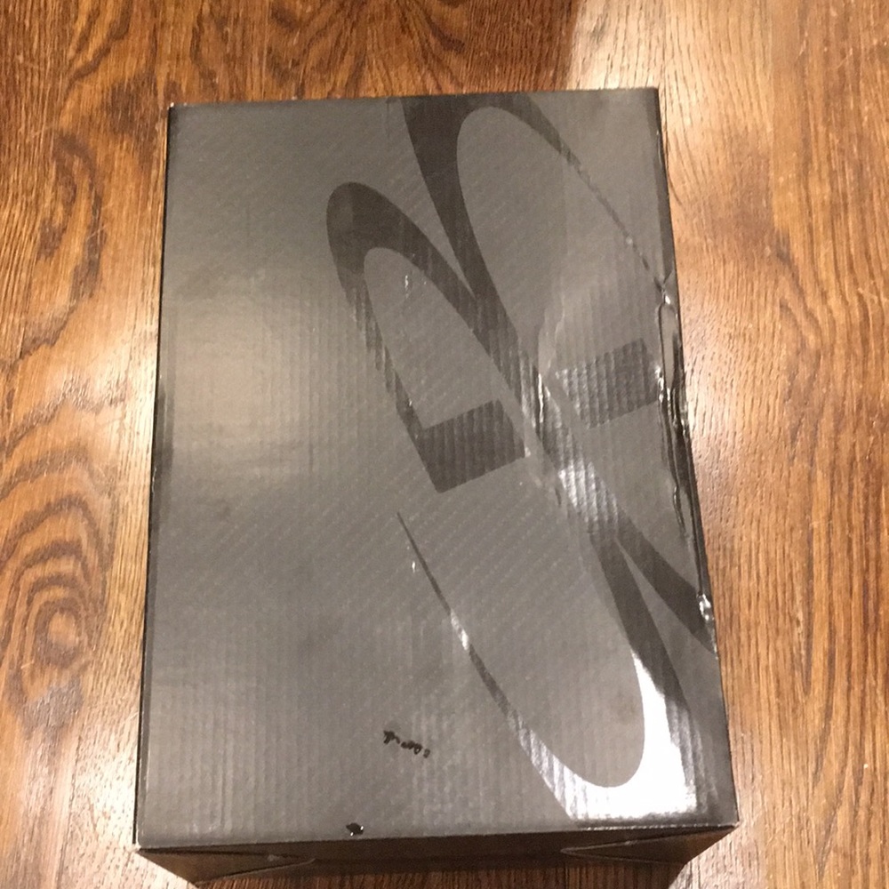 NWT boombah cleats